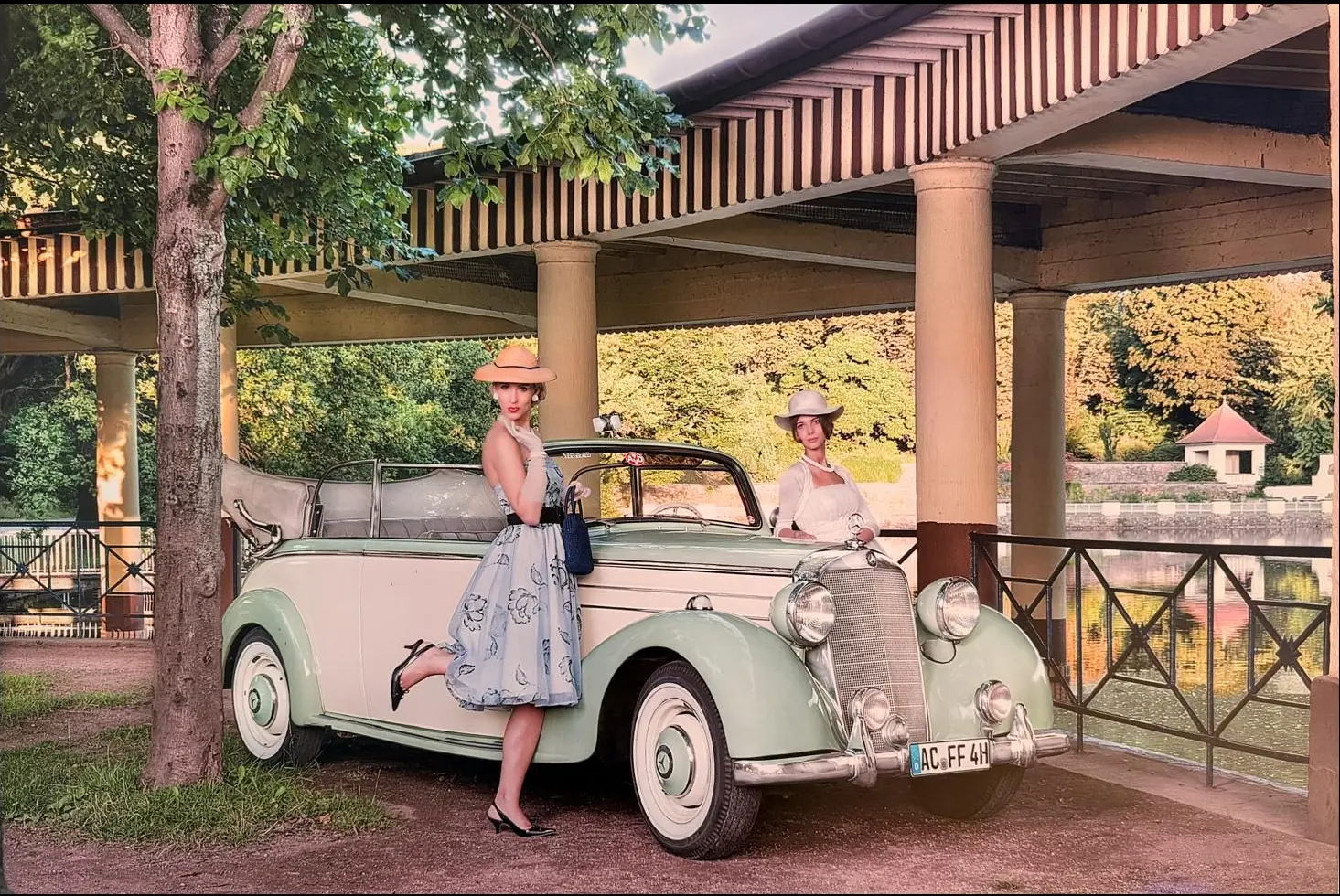 Mercedes-Benz 170S B-Cabrio in stilvoller Kulisse
